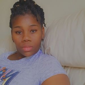 Meet your Posher, Tiffany